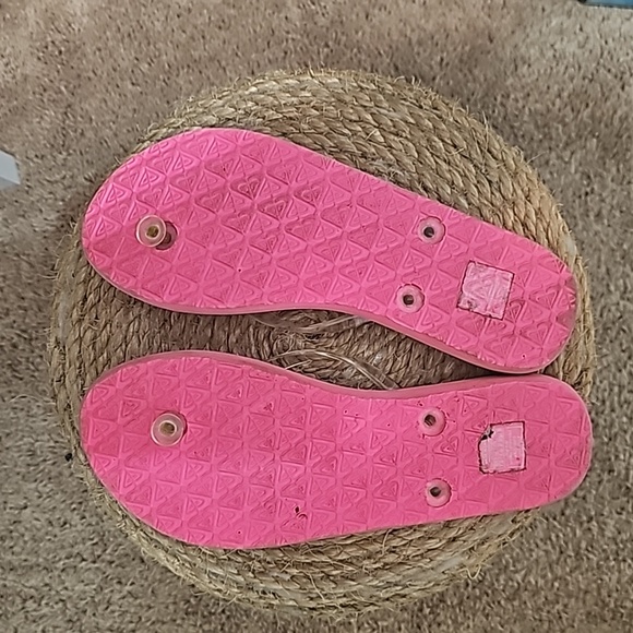 Roxy Flip Flops - Picture 2 of 2